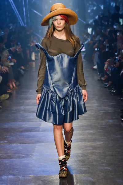 Look 34